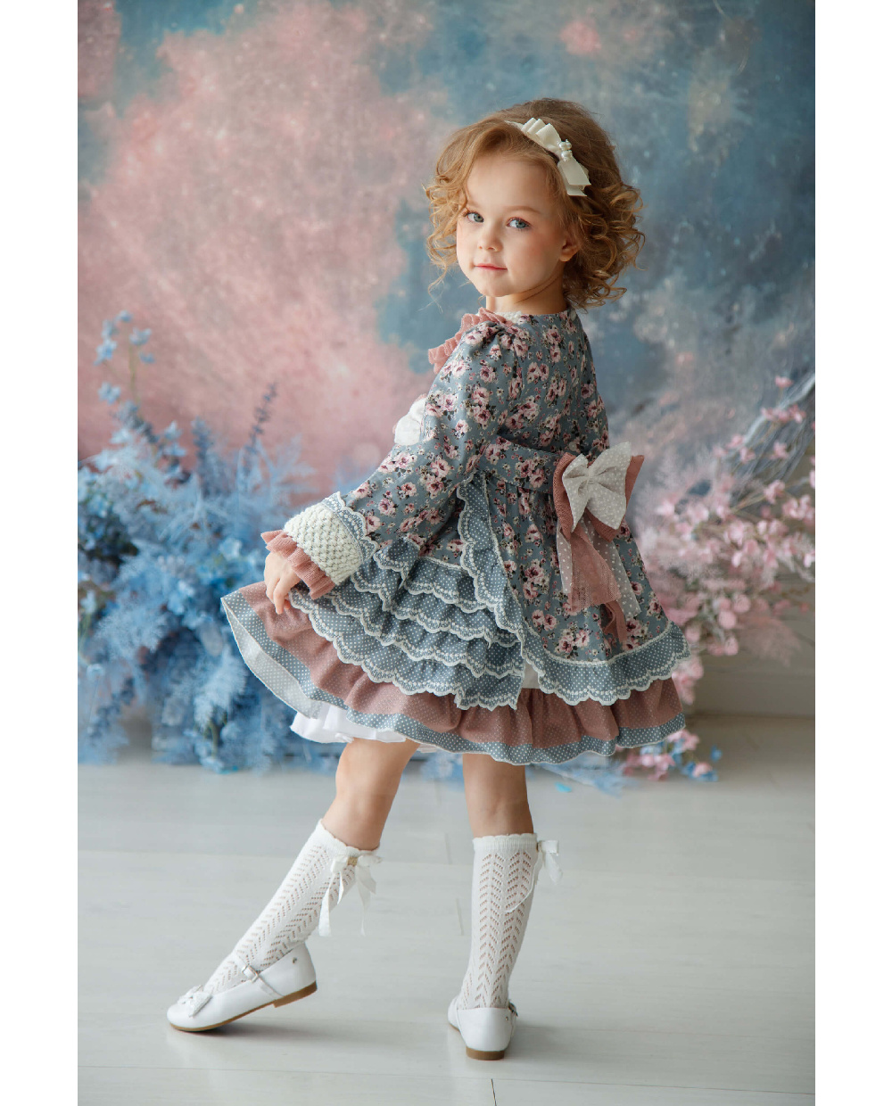 Платье серое в цветочек с трусиками