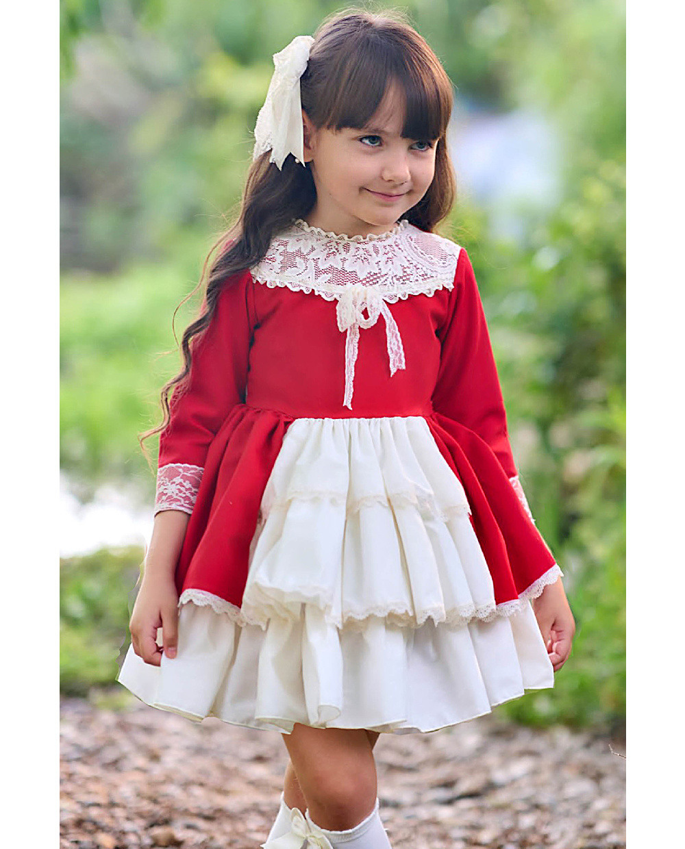 Платье пышное красное