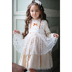 Платье молочное с кружевом