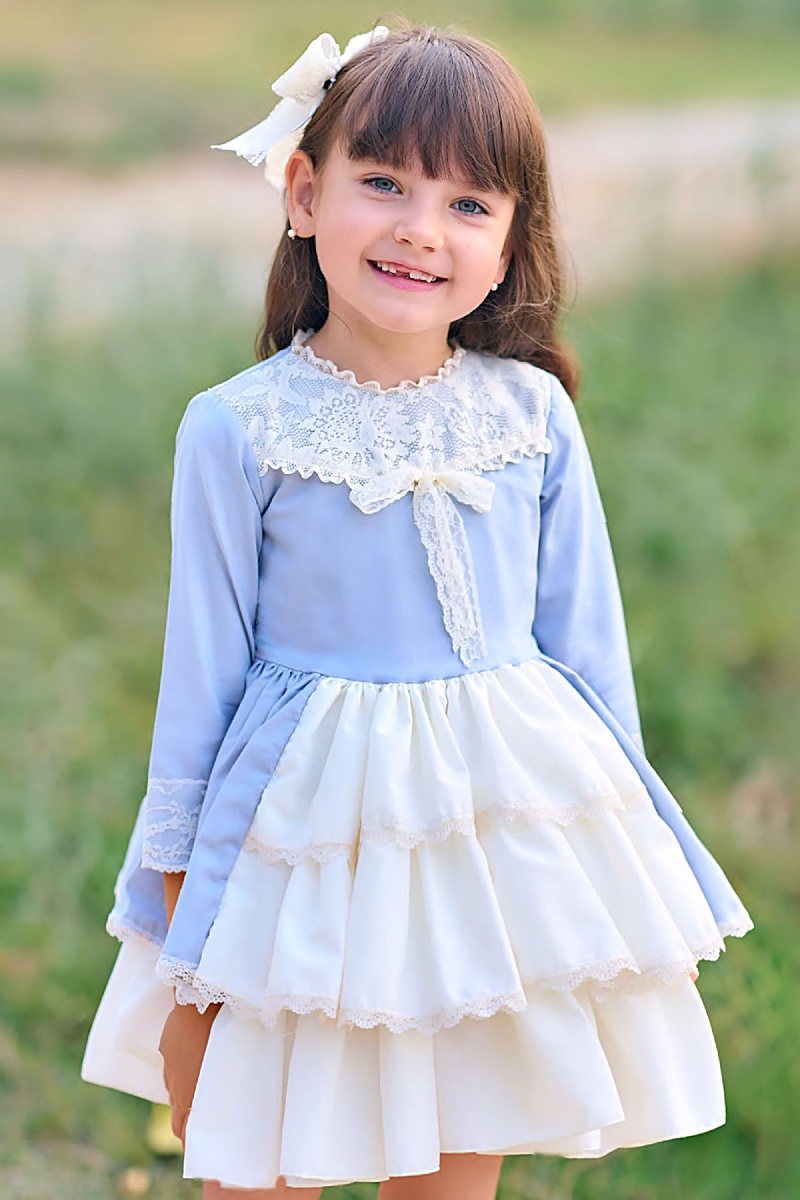 Нежное платье голубое Нежное платье голубое